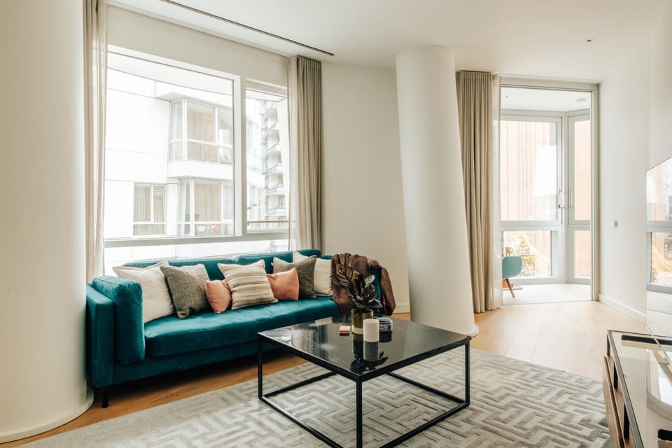Luxury modern 2Bed-2Bath Apartment Apartment in London