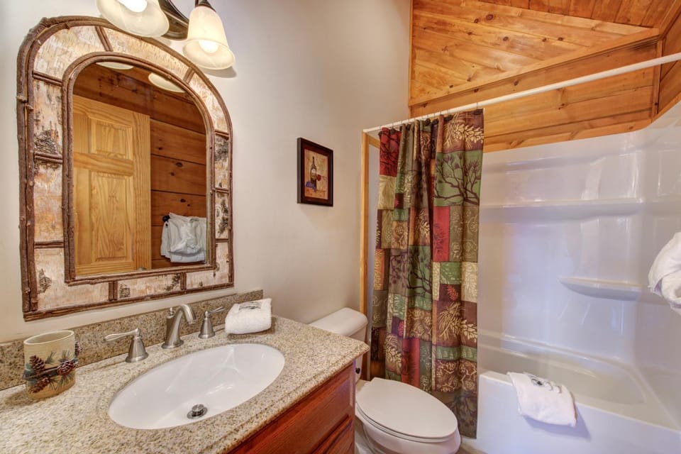 Bearly Heaven House in Pittman Center