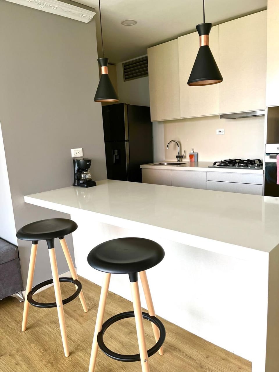 El Poblado, Balcony, Pool, Jacuzzi, Gym, Steamroom Apartment in Medellin
