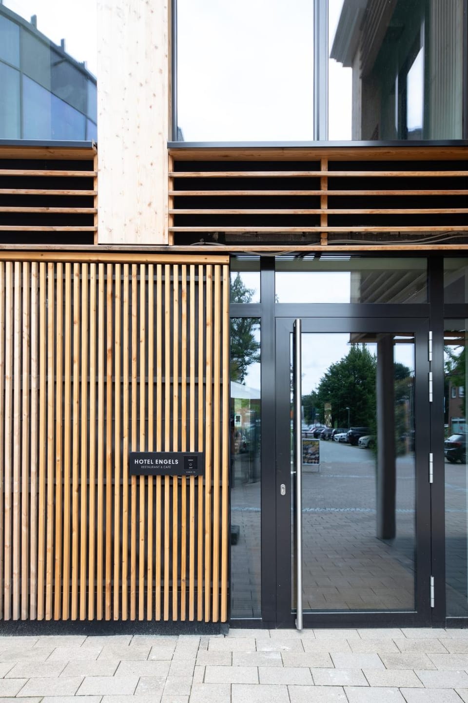 Property building, Facade/entrance