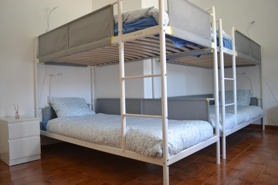 bunk bed