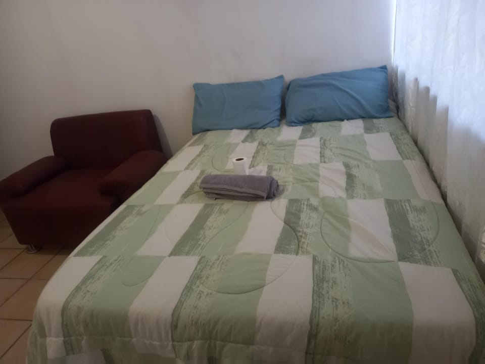 3 friends guest house Bed and Breakfast in Gauteng