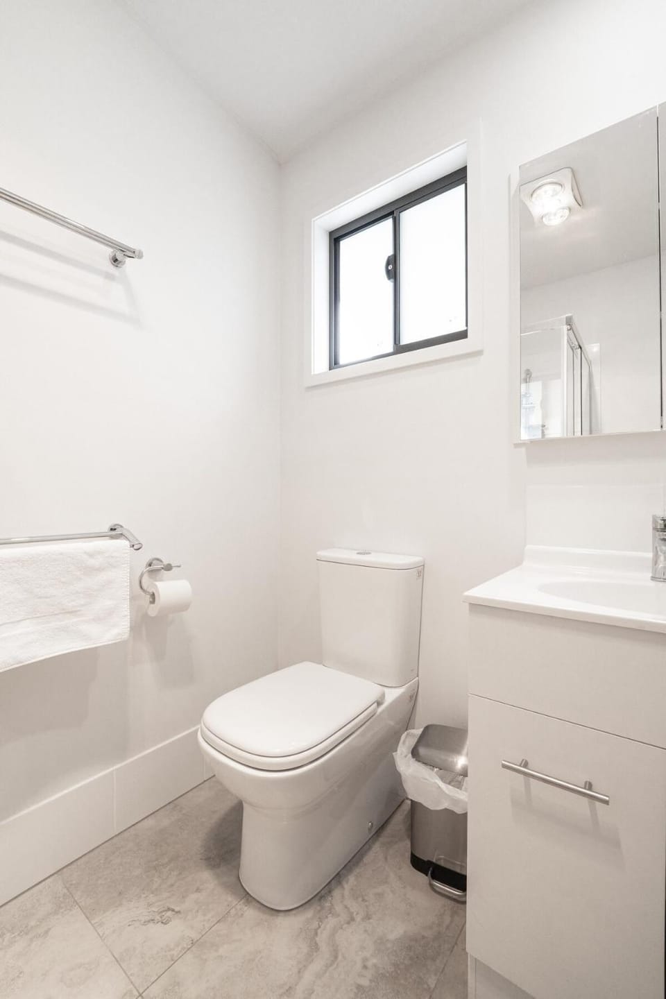 Tiny Home 1BD, 1BA in Clayfield, Near Brisbane CBD M2 Apartment in Brisbane