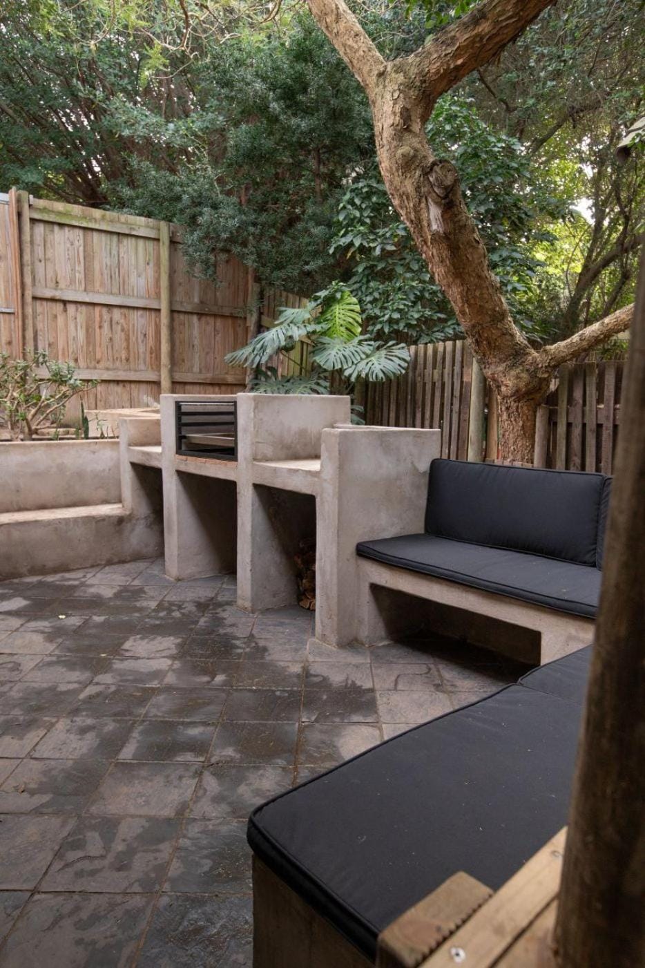 BBQ facilities, Seating area, Garden view