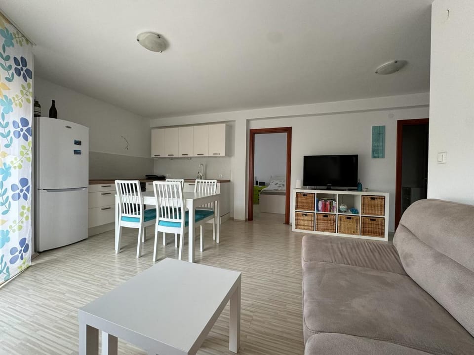 Mandre Apartments Apartment in Novalja