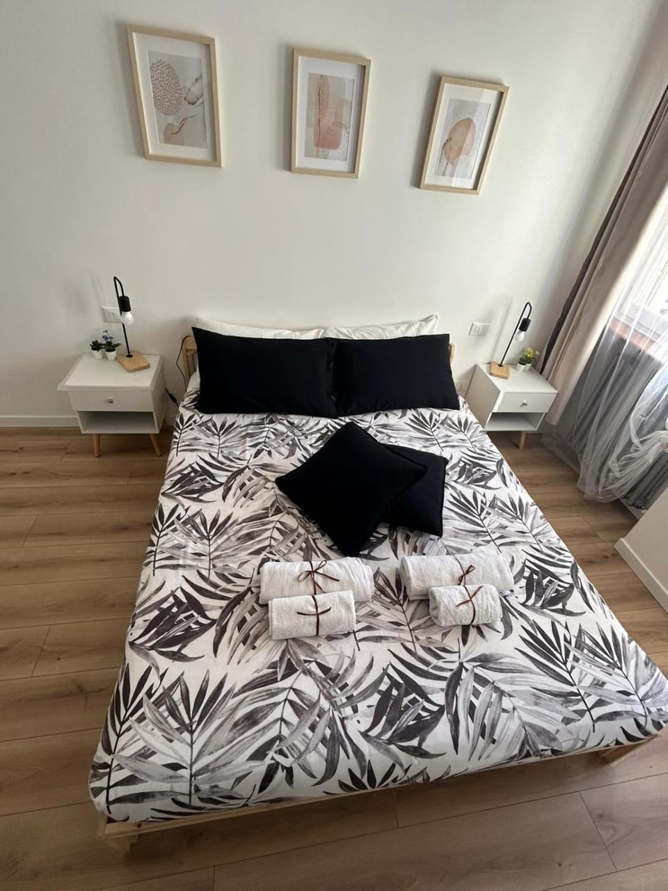 Near Airport Malpensa Pvt Room with Pvt Bath Check-in 24h Bed and Breakfast in Legnano