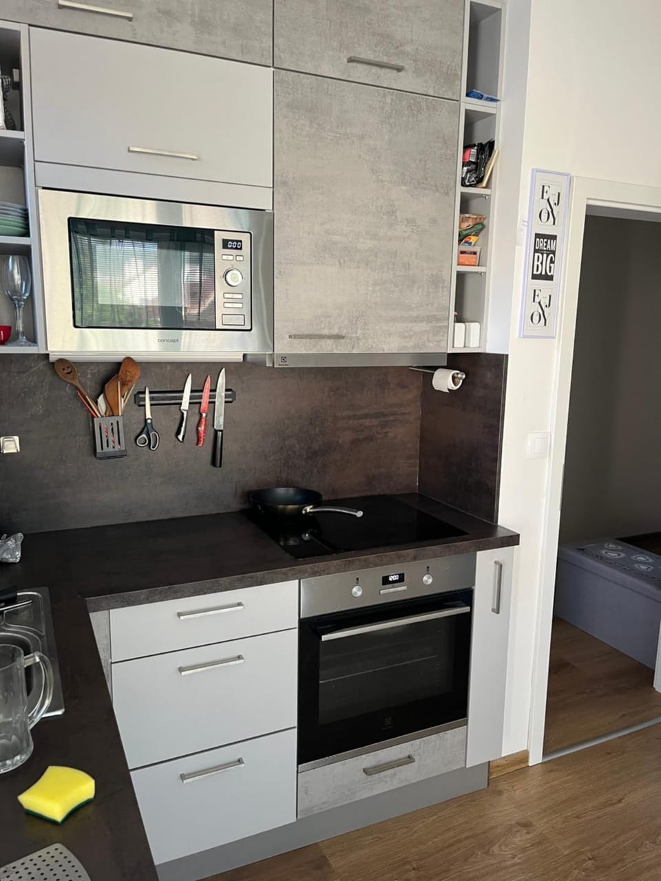 Útulný byt s terasou v dosahu Prahy Apartment in Czechia