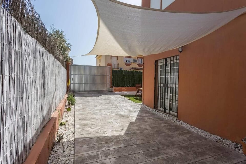 Playa de fuentebravía House in El Puerto de Santa María