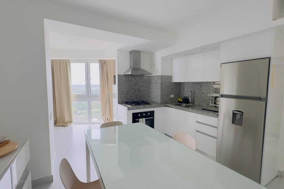 Kitchen or kitchenette, Dining area, dishwasher, oven, pet friendly, stove