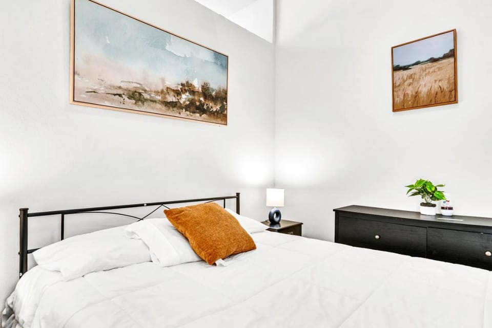 Soothing Stay Stylish Space Apartment in Fort Worth