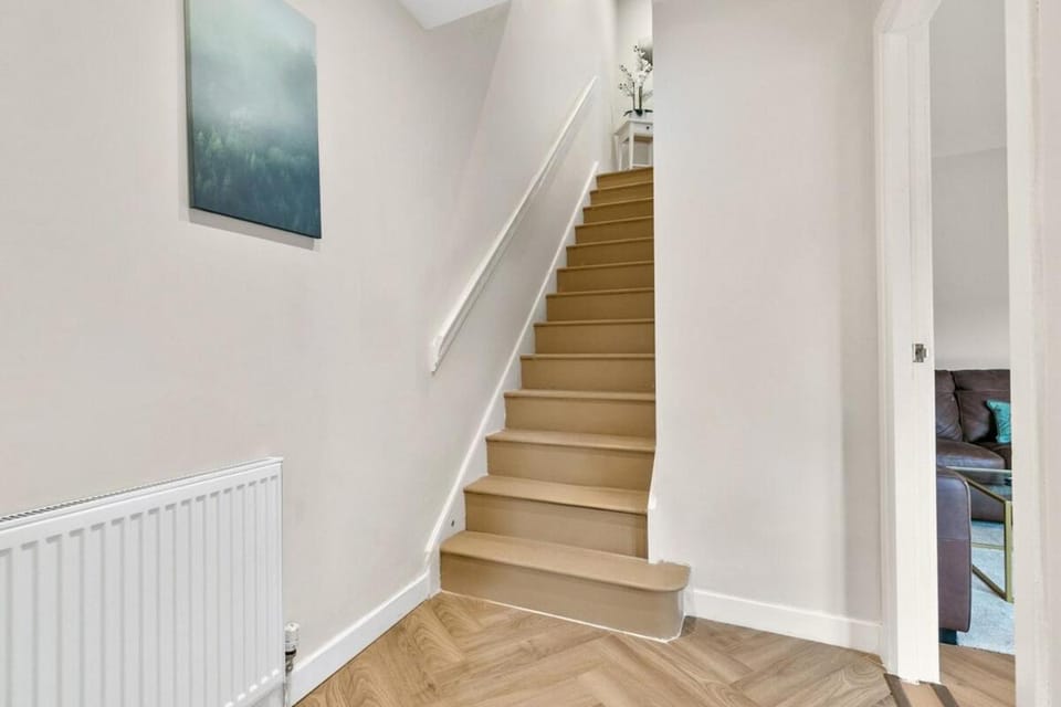 Entire Home in Renfrewshire House in Paisley