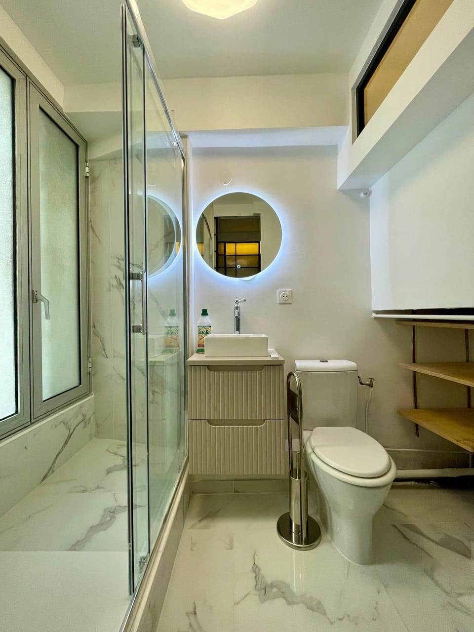 Shower, Toilet, Bathroom