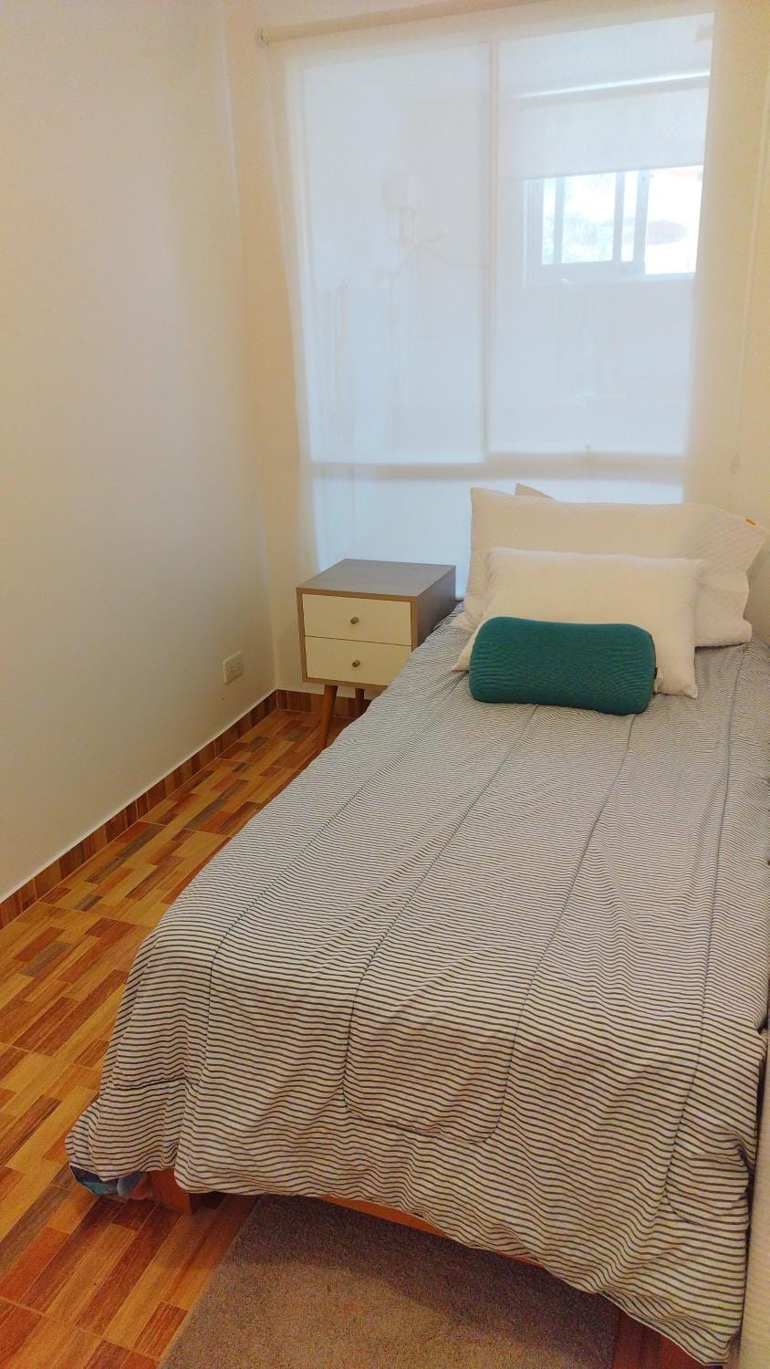 Alojate en Mala casa del valle Apartment in Asia