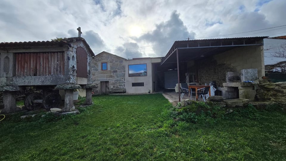 EiraNovaBueu 1820 with pool 350m beach House in Bueu