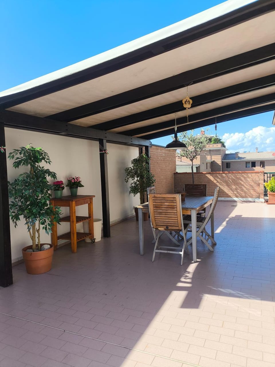 Balcony/Terrace, Internal: Not applicable to any particular room