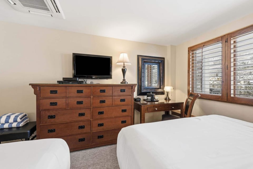 Lodge Tower 590 Hotel in Vail