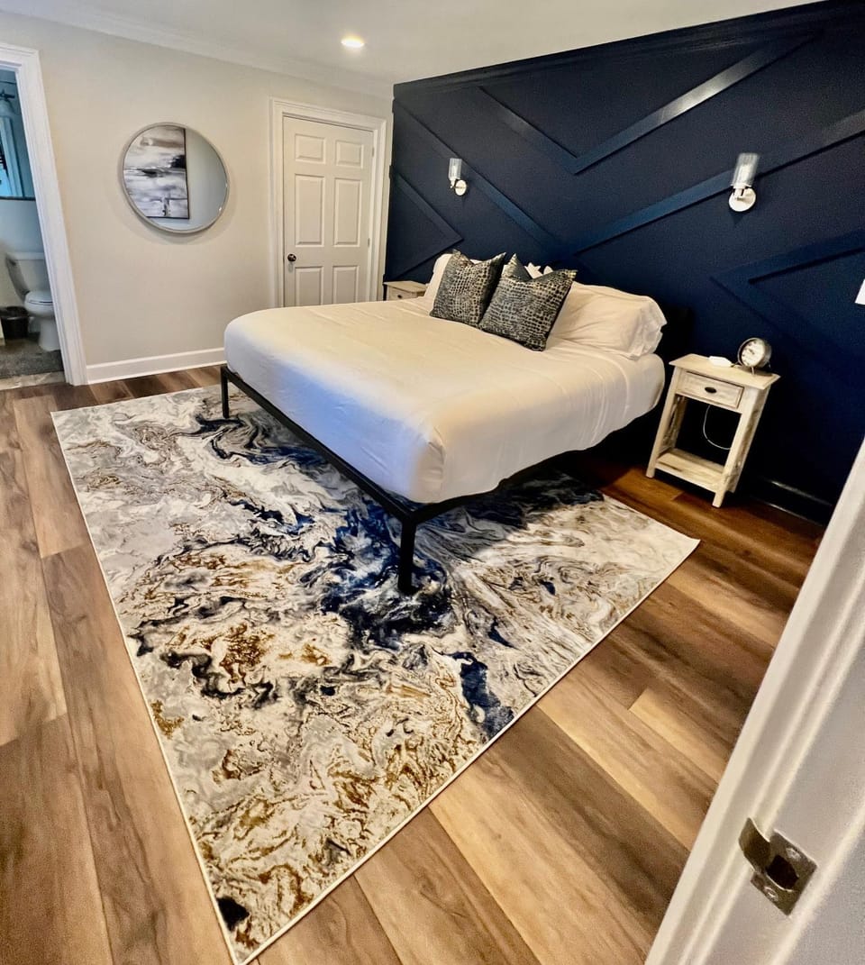 21G Rare 2BR 2BA Downtown Atlanta Hotel District House in Atlanta