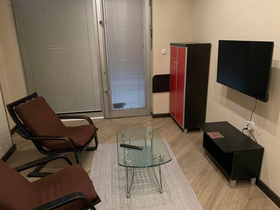 TV and multimedia, Seating area