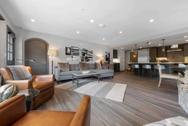 Lodge Tower 677 Three Bedroom Residence Apartment in Vail