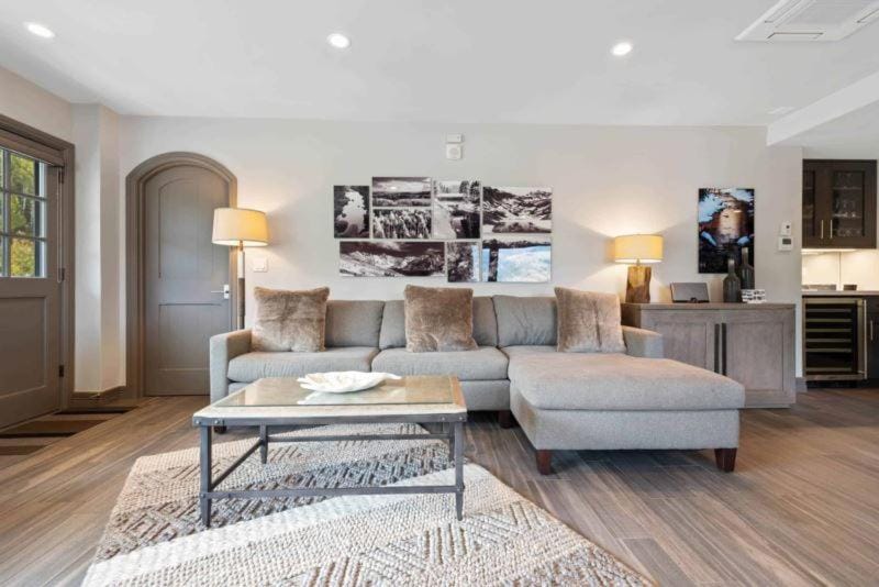 Lodge Tower 677 Three Bedroom Residence Apartment in Vail