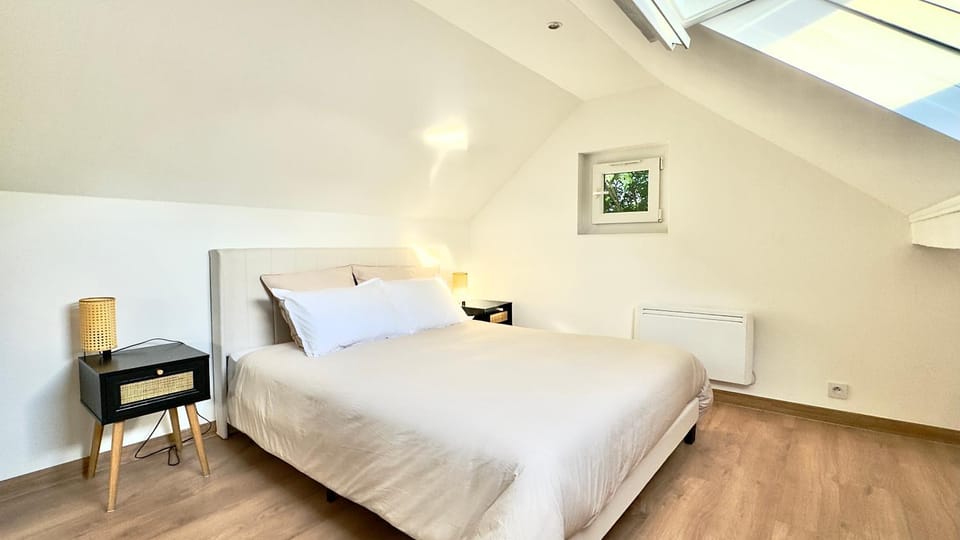 Le Fournil Secret Apartment in Massy