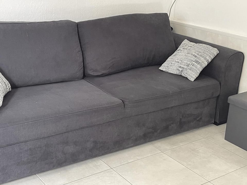 Living room, internet, internet, air conditioner, air conditioner