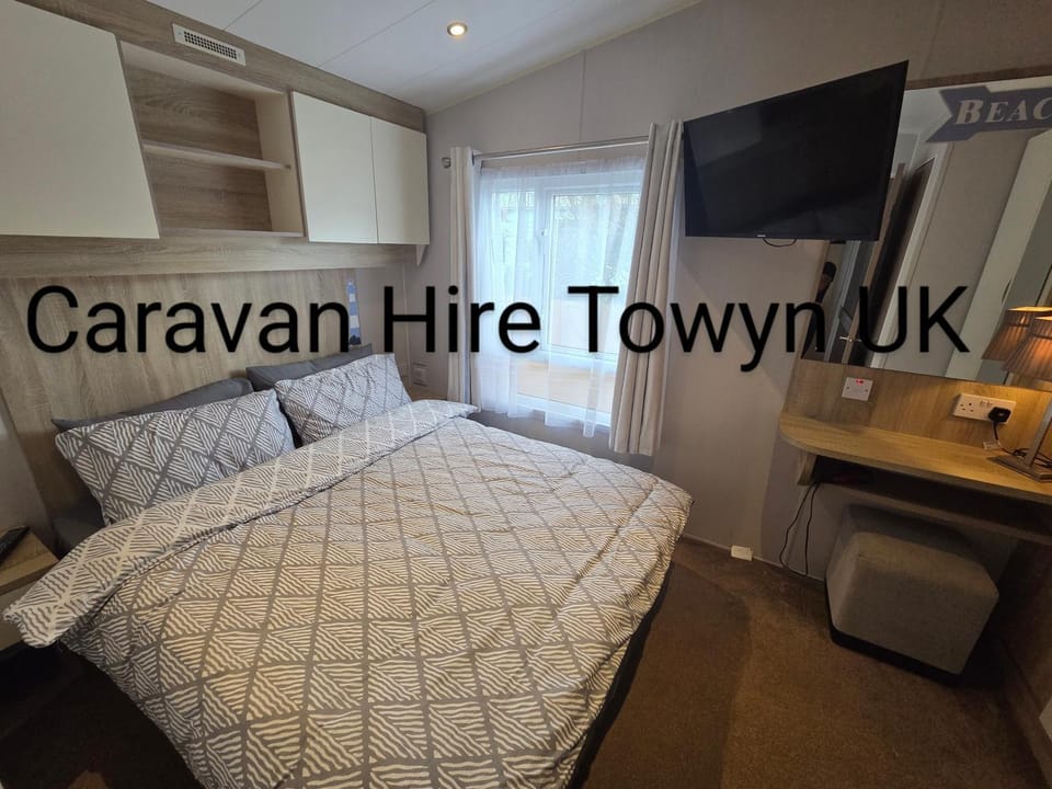 Golden Gate - Towyn Campground/ 
RV Resort in Towyn
