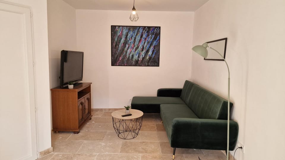 Appartement 2 chambres climatisé Apartment in Auvergne-Rhône-Alpes