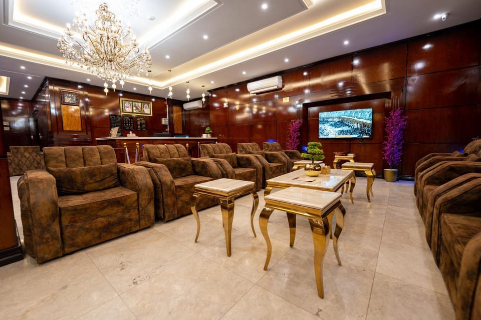 Property building, Seating area