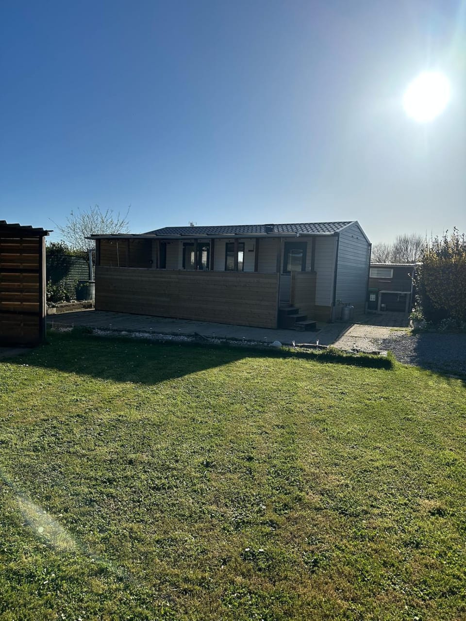 Les Pieds dans le Sable Campground/ 
RV Resort in Ploemeur