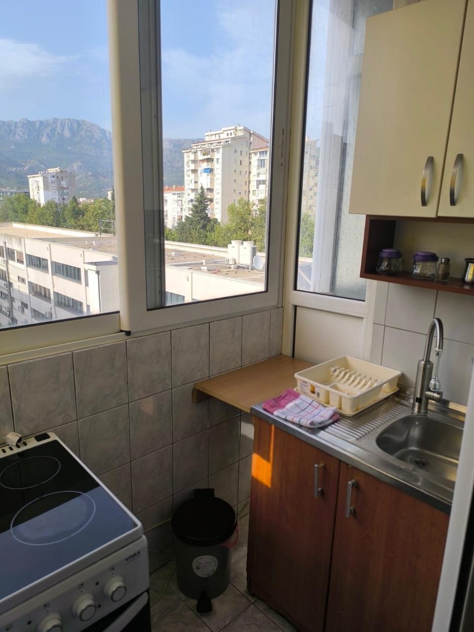 Natural landscape, Kitchen or kitchenette, Mountain view, stove