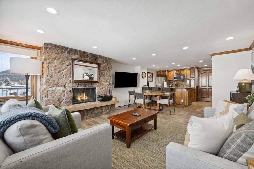 Lodge Tower 678 Two Bedroom Residence Apartment in Vail