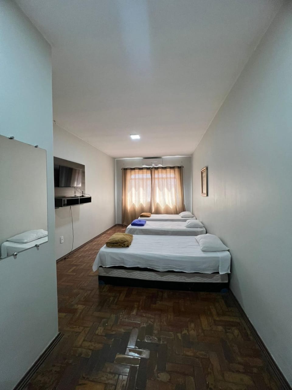 Apartamento 107 - Suíte econômica com ar condicionado Apartment in State of Goiás