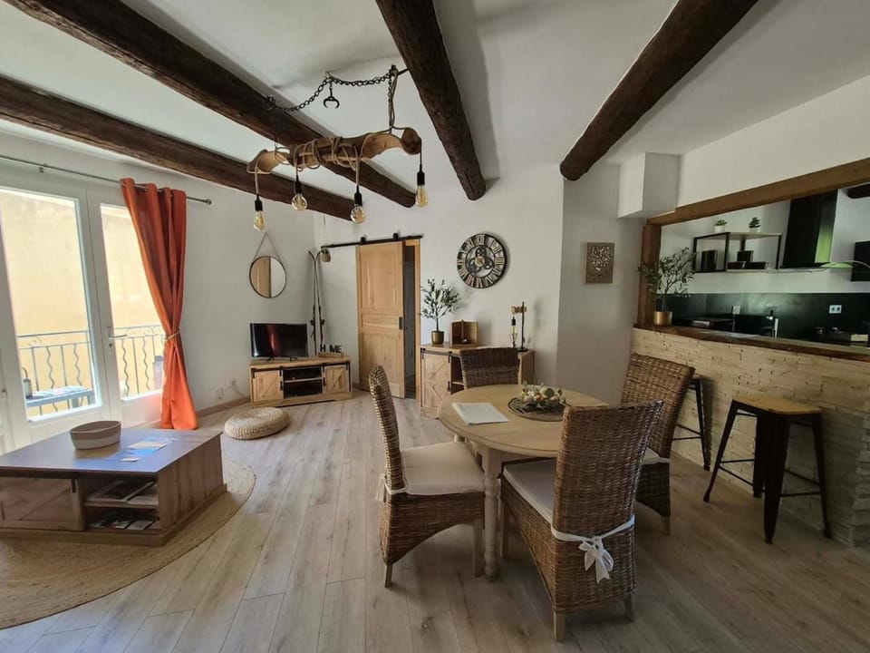 La Maison Delle Spellé - Meublé de Tourisme 4 étoiles Apartment in Provence-Alpes-Côte d'Azur