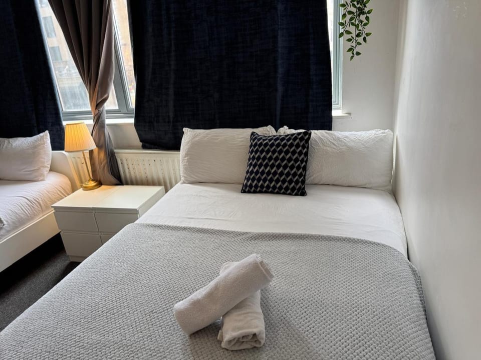 Modern Private Bedrooms in Euston 2 Vacation rental in London Borough of Islington