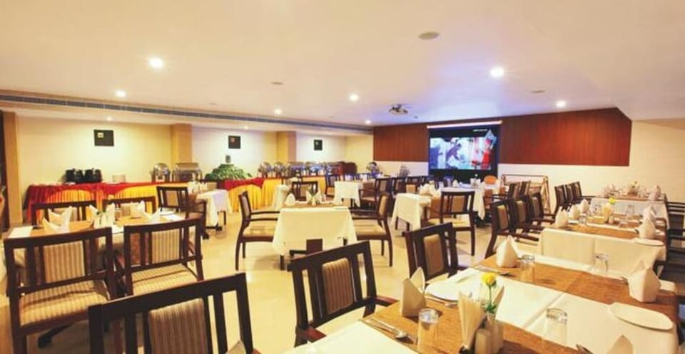 Restaurant/places to eat, Food and drinks, Food