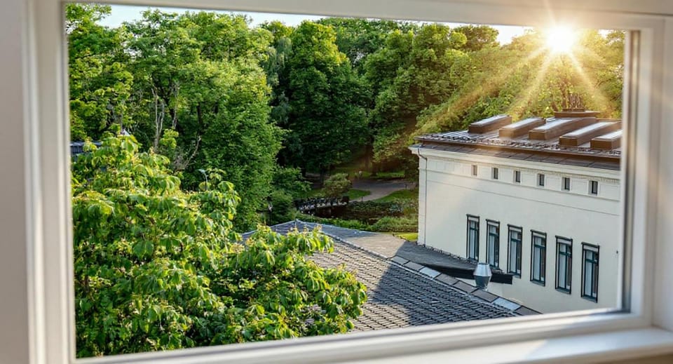 Garden, City view, Lake view, Landmark view
