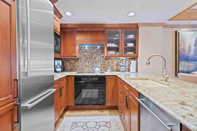 Lodge Tower 694 One Bedroom Residence Apartment in Vail