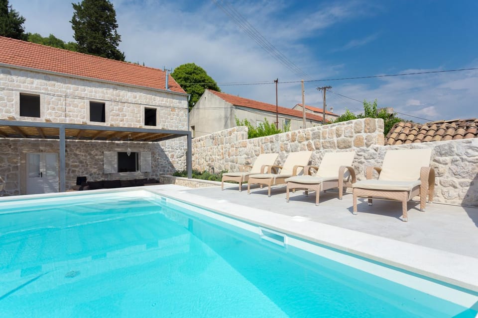 Patio, Balcony/Terrace, Swimming pool