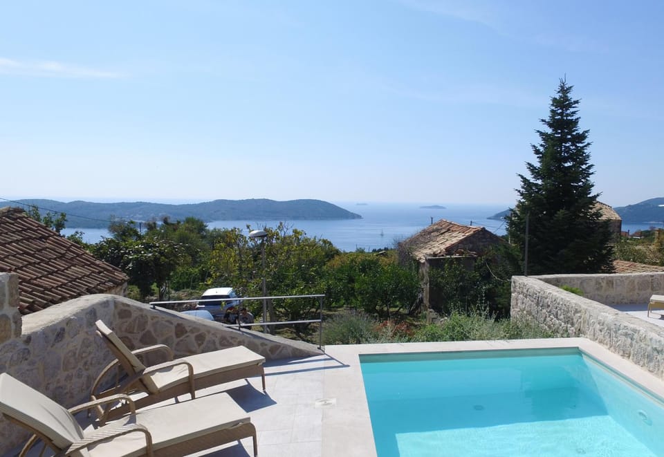 Pool view, Sea view, Swimming pool