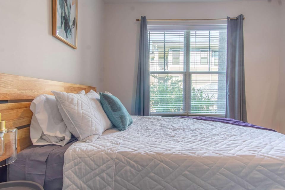 Boulevard Stays Comfy 1BR Haven Pool Free Parking & Cozy Details Apartment in Jefferson County