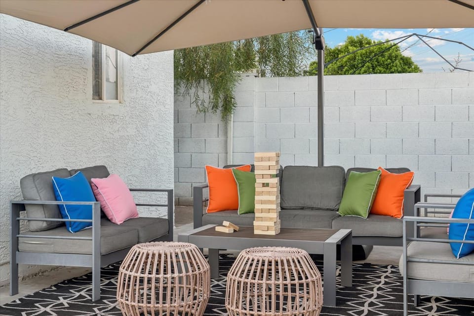 Patio, Seating area