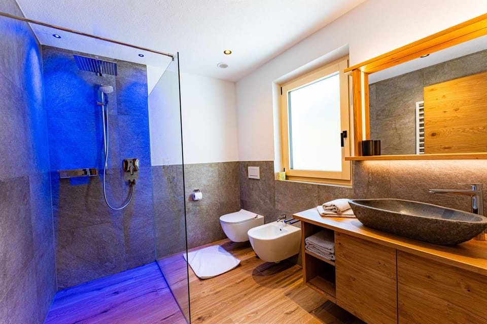 Shower, Toilet, Bathroom, bidet