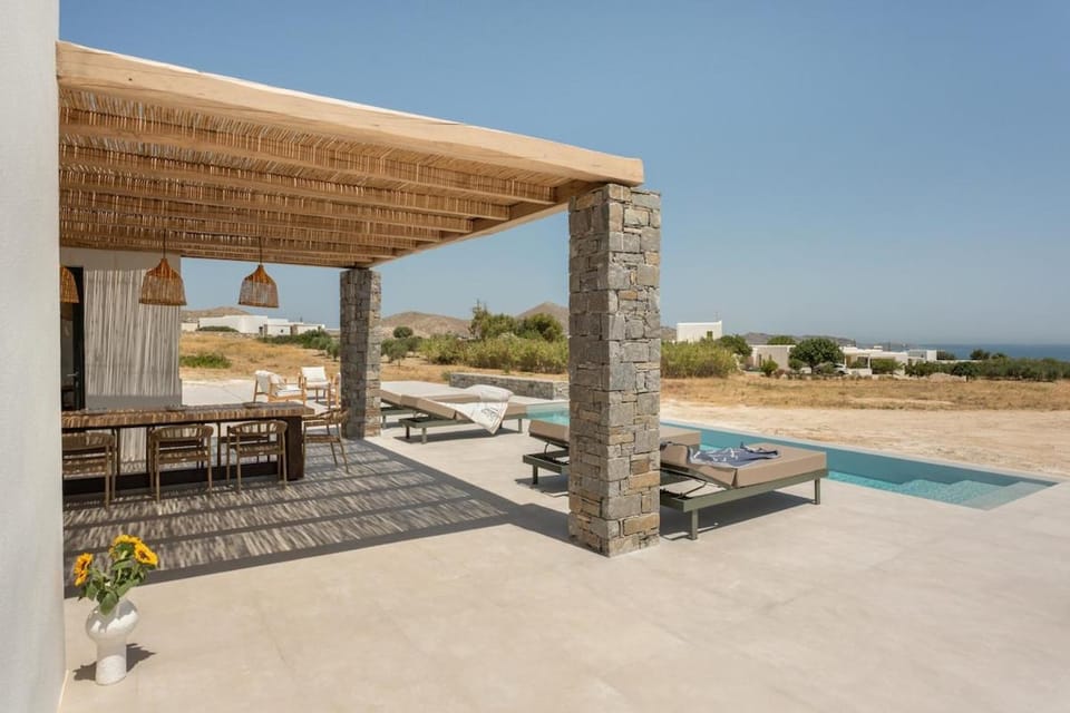 Near Naousa - 3BR Villa - Private Pool - Villa Candia House in Paros, Greece