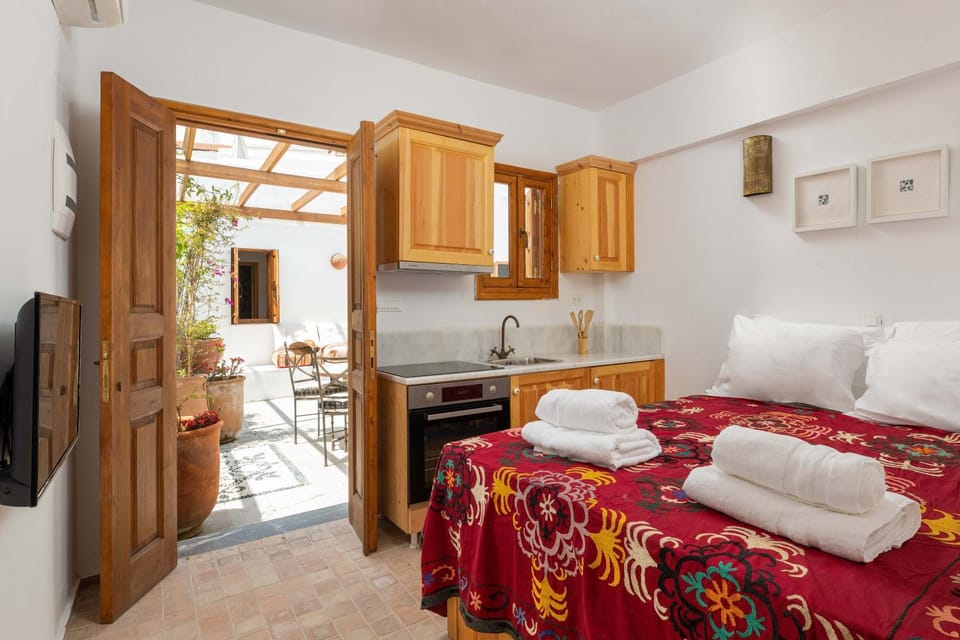 TV and multimedia, Kitchen or kitchenette, Bedroom, towels