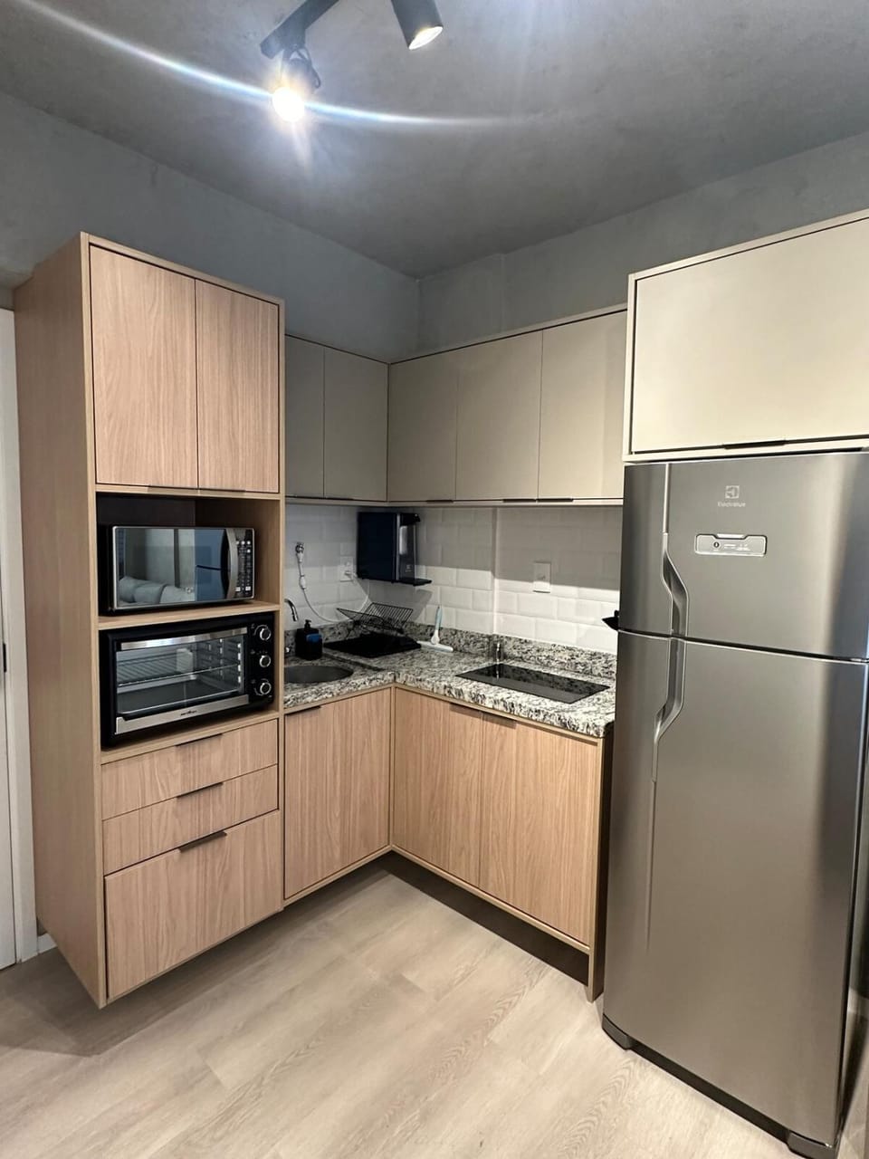 Kitchen or kitchenette, microwave, oven