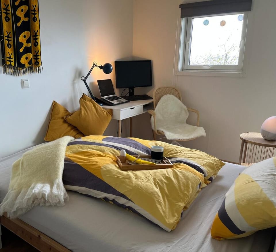 Bed, Bedroom