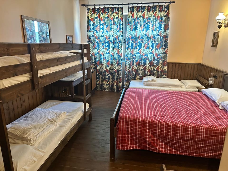 Cowboys Guest Ranch Hotel in Lombardy