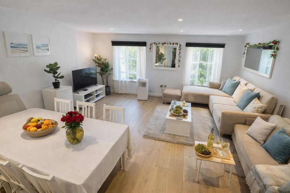 The Lovely Elegant Apartments Around Paddington - Ricky & Giustina Collection- W2, W9, NW8 - Fully equipped and perfect for long stays Apartment in City of Westminster