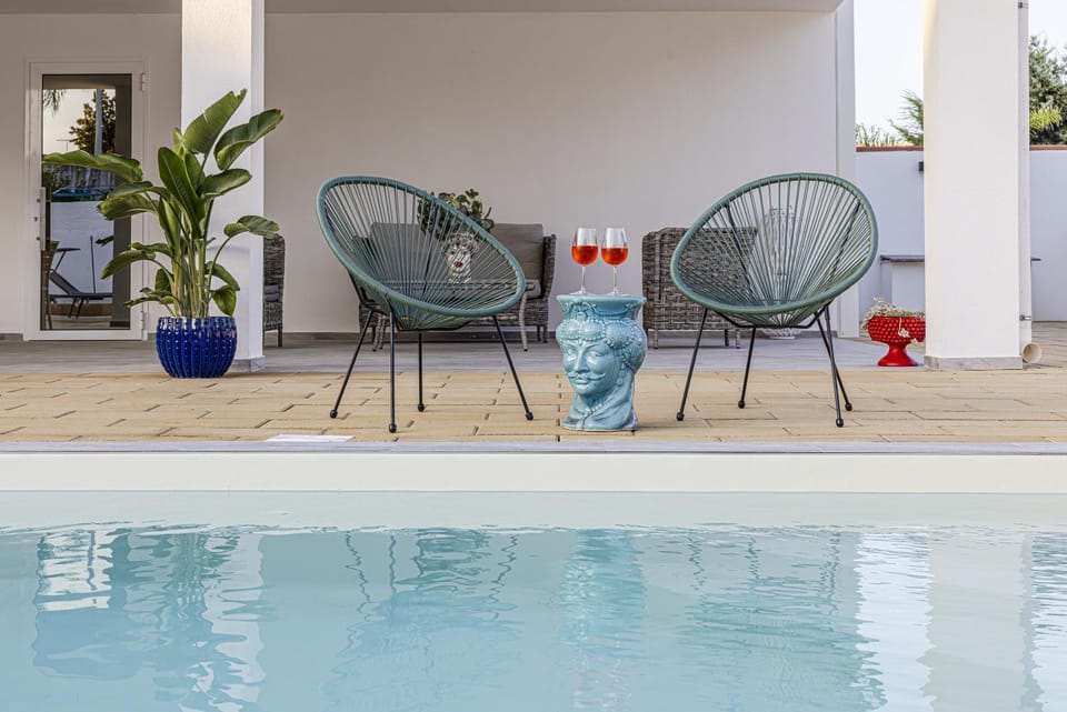Patio, Pool view, Swimming pool